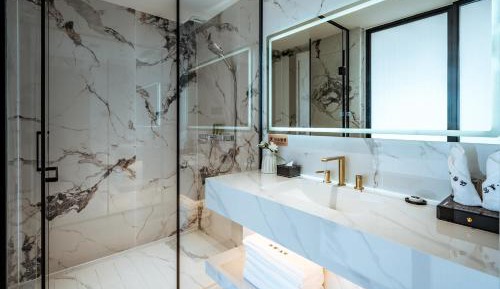 Deluxe Twin Room with Sea View