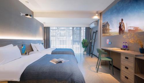 Superior Twin Room