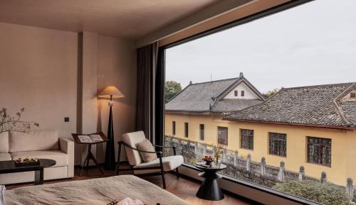 King Room with Lake View