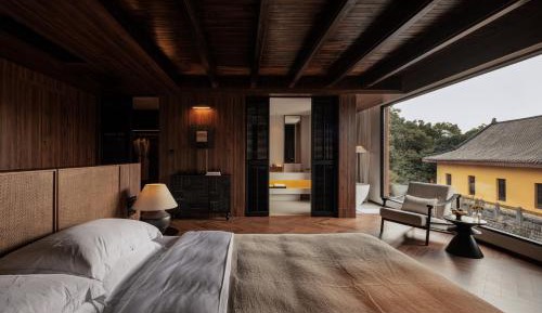 King Room with Garden View