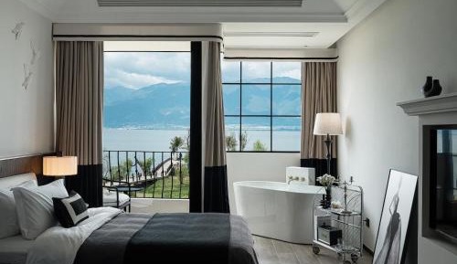 Twin Room with Sea View