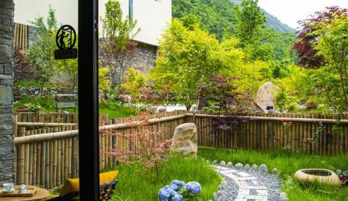 Twin Room with Garden View