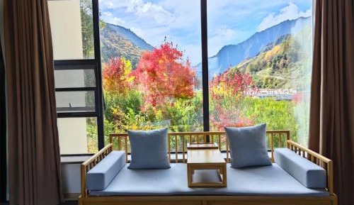 King Room with Lake View