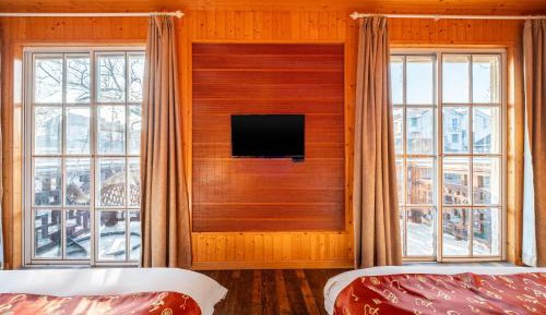 Double or Twin Room with Balcony