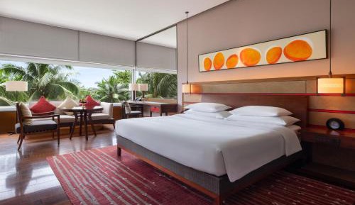 1 King Bed