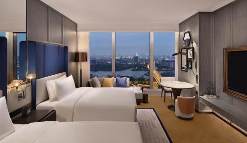 Deluxe Two Double Beds Room with Canal View