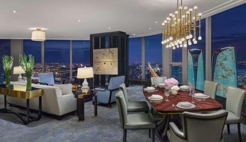 Ambassador Suite with Twin Tower View