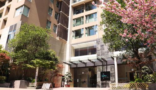 Two-Bedroom Apartment with Balcony