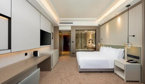 Standard King Room