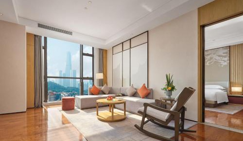 Courtyard Suite