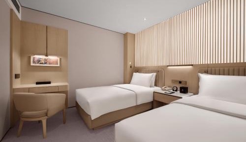 Jinling Tower Magic Three-Bedroom Family Room(Upgraded)