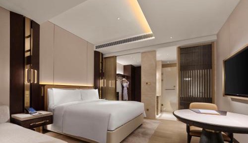 King Guest Room