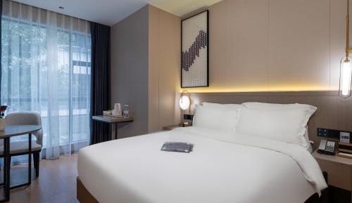 Superior Queen Room