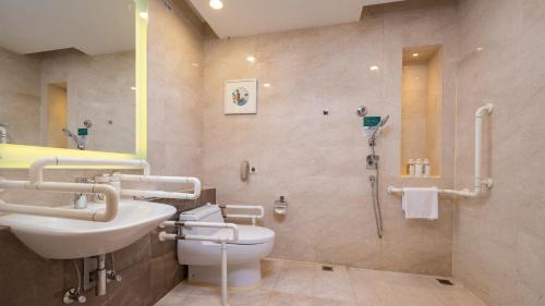 Standard King Room - Disability Access