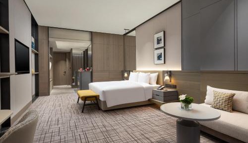 Standard King Room