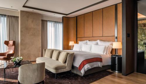 Bulgari Suite, 1 Bedroom Suite, 1 King, Liangma River view