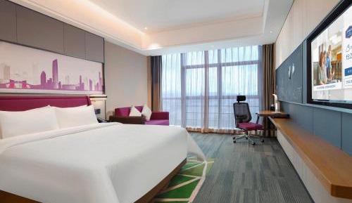 Deluxe Queen Room
