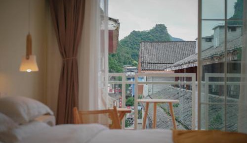 Queen Room with Balcony