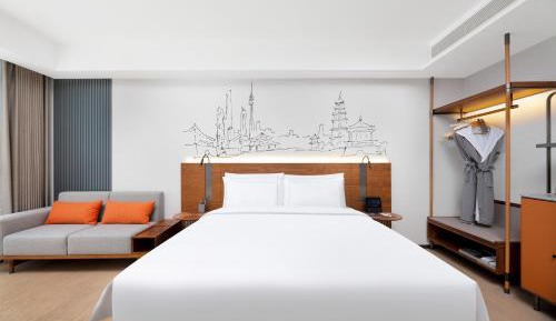 Deluxe King Room
