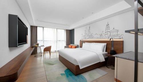 Superior King Room