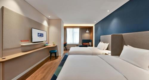 Standard Twin Room with Two Twin Beds