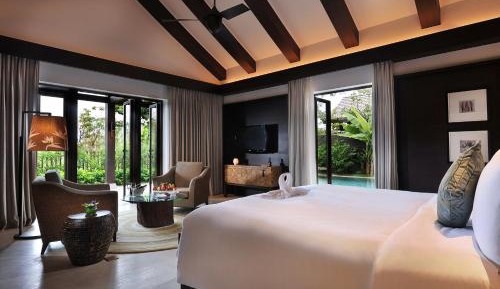  Deluxe Two-Bedroom Villa with Private Pool