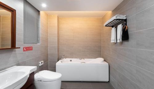 One-Bedroom Suite