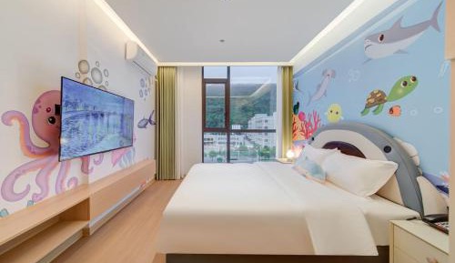 One-Bedroom Superior Apartment