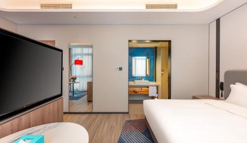 Standard King Room - High Floor
