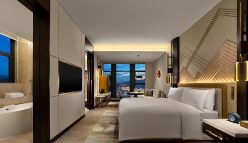 Executive King Junior Suite