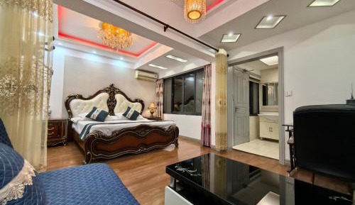 Deluxe Balcony View Grand Suite