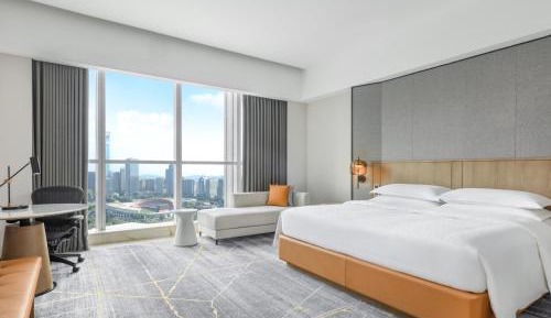 Premier Deluxe, Guest room, 1 King, TianHe Stadium view