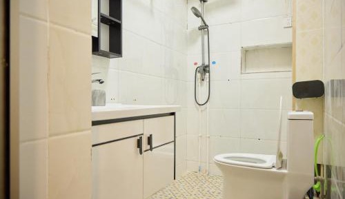 Twin Room with Private Bathroom