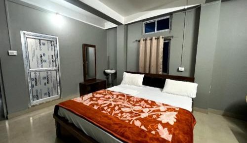 Standard King Room