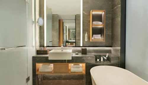 Executive King Room