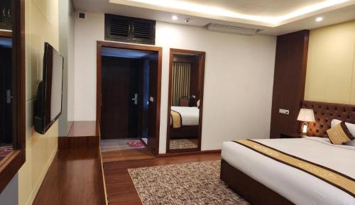 Deluxe Double Room with Balcony