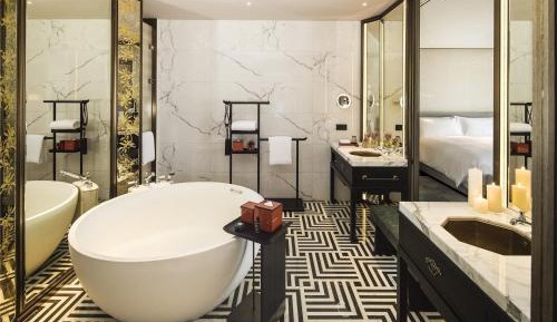 Open-Plan Suite Twin