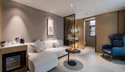 Superior Suite