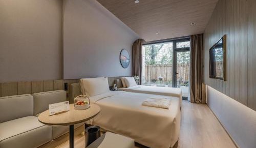 Jimu Twin Room with Garden View