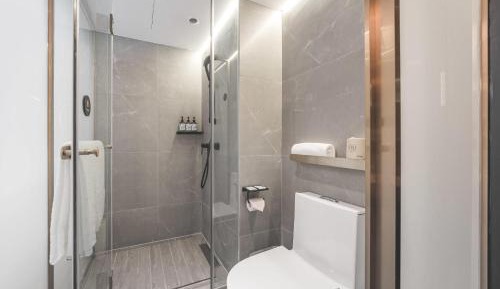 Light Double Room