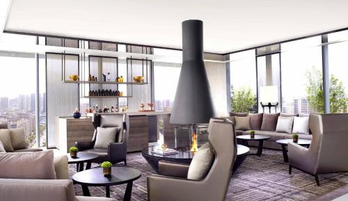 1 King Bed, Club Lounge Access, Guest Room