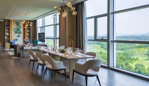 King Suite