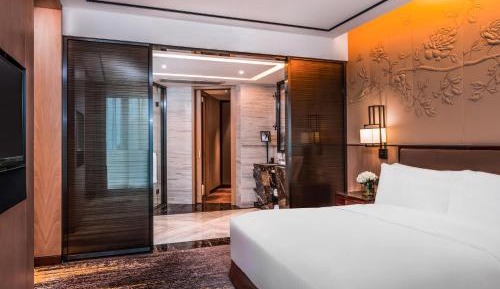 One-Bedroom Suite
