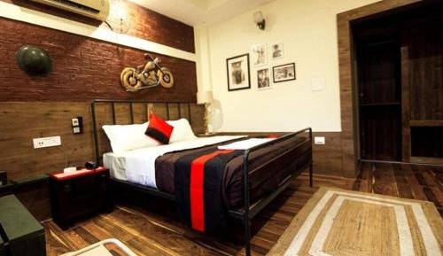 Superior King Room