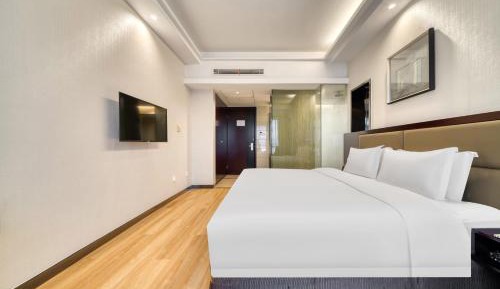 Standard King Bed Room (Building B)