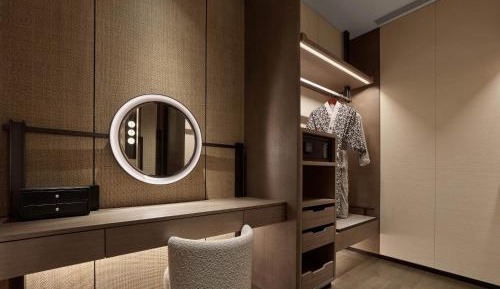 Banyan Wellbeing King Room