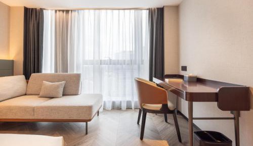 Jimu Twin Room with View