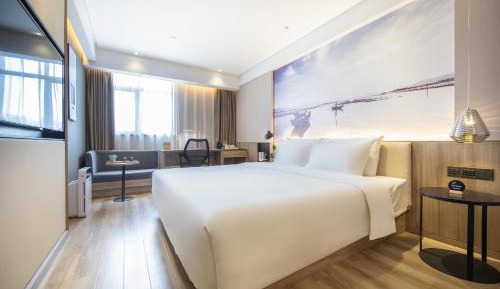 Elegant King Room