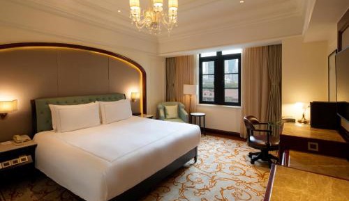 Premium King Room