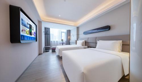 Super Twin Room